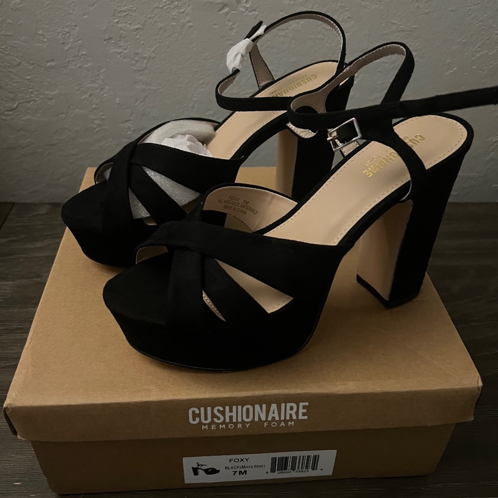 NEW CUSHIONAIRE MEMORY FOAM FOXY BLACK MICRO FIBER HEELS
